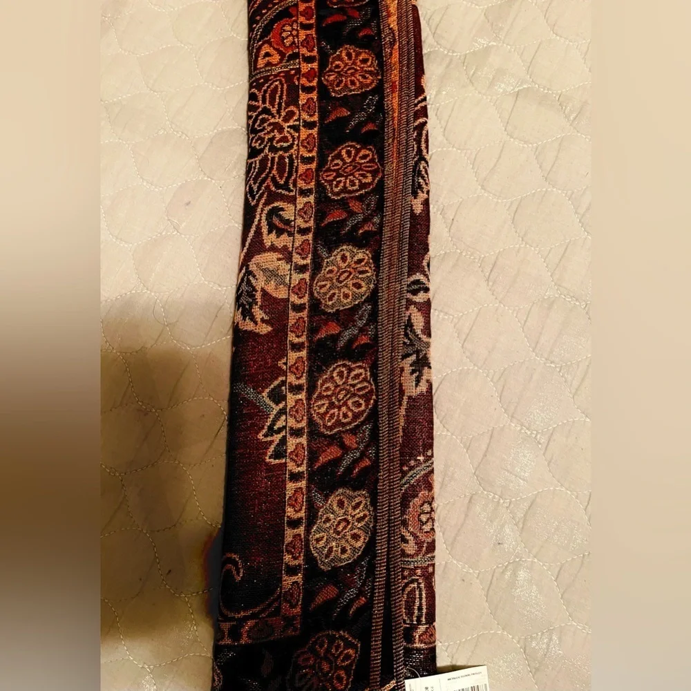 VINTAGE PASHMINA/SCARF/WRAP-METALIC PAISLEY~NWT